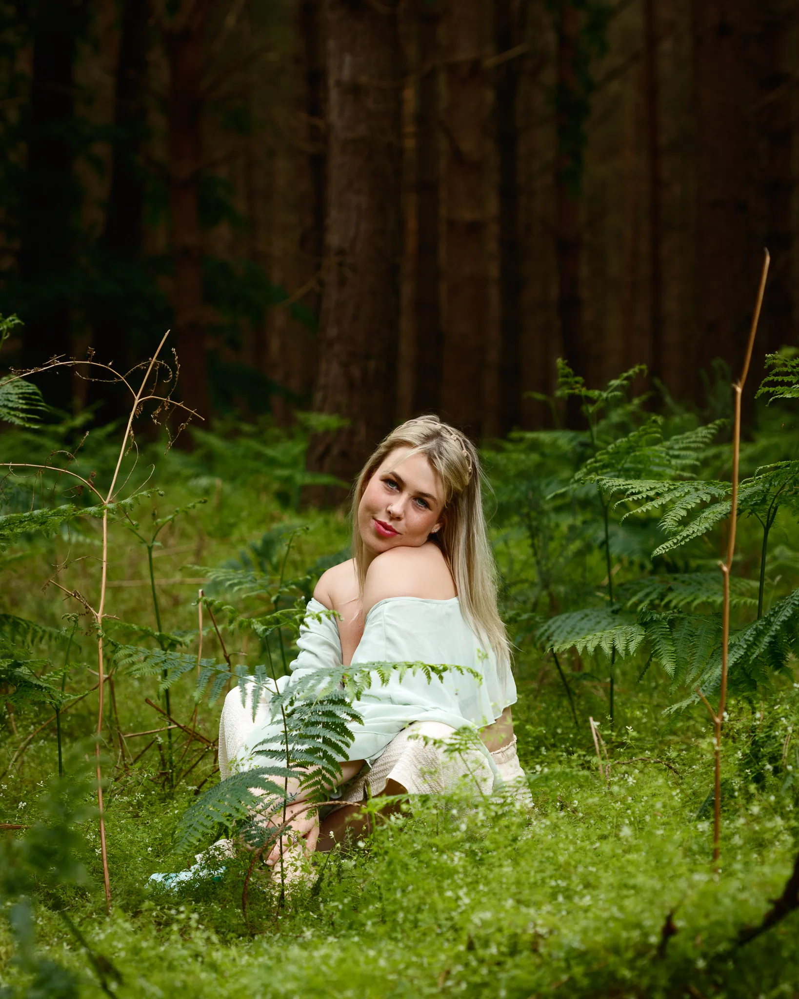 Woodland portrait session in Tunstall Wood, Suffolk, by Foyers Photography